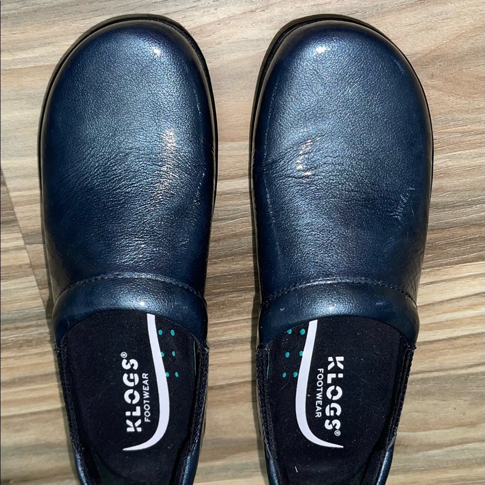 Non slip clogs